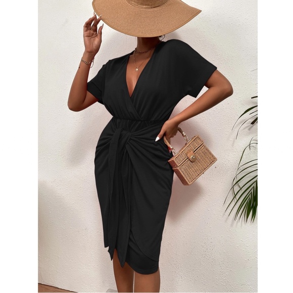 Rouge! Dresses & Skirts - Black V-Neck Short Sleeve Tie Front Skirt Dress